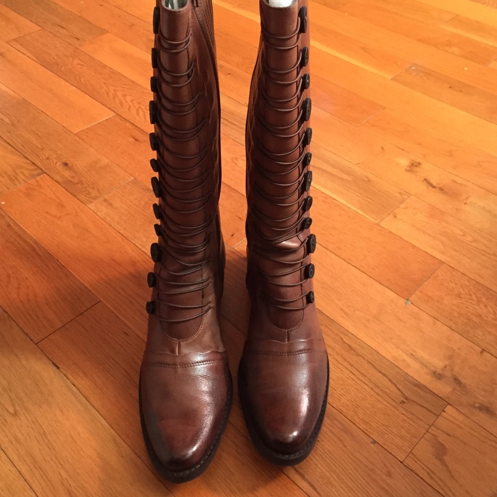 - Benjamin buttons Matisse Boots from Brazil